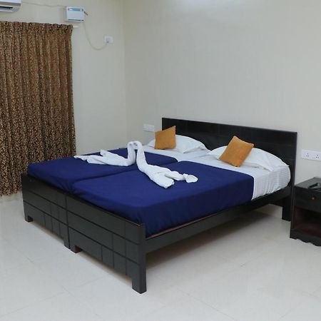 Hotel Tamilnadu -Trichy Tiruchirappalli Ngoại thất bức ảnh